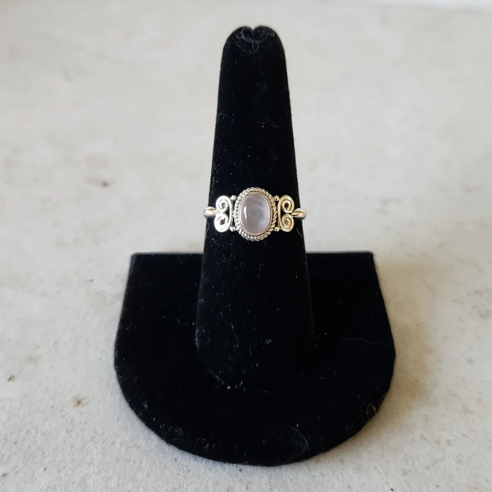 NEW 925 Sterling Silver Oval Bezel Set Moonstone Ring Size 8.5